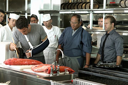 Steve et Danny rendent visite au Chef Morimoto afin d'élucider le meurtre d'un pêcheur.